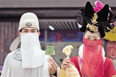 唐仕女吃瓜摆件,穿越千年的雅韵时光