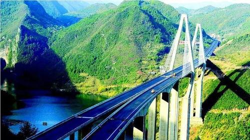 蒋明星湖北公路,穿越荆楚大地，领略山水画卷