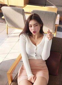 亚洲高清网红模特,时尚界的璀璨新星